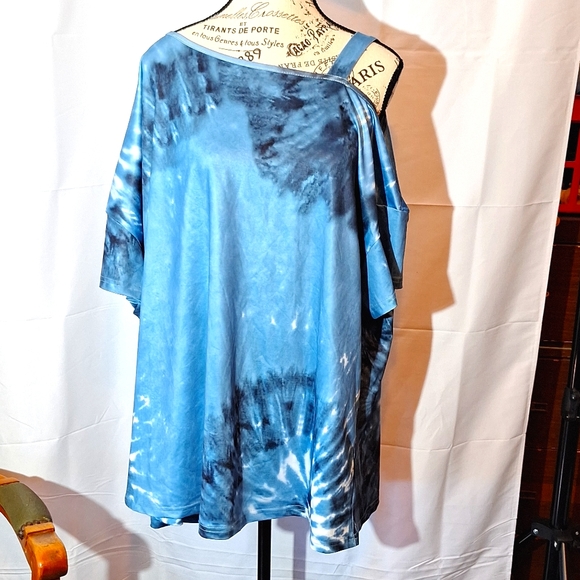 1X tunic - Picture 1 of 8